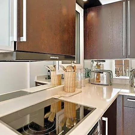 Charming - 1br- Hotel 2*