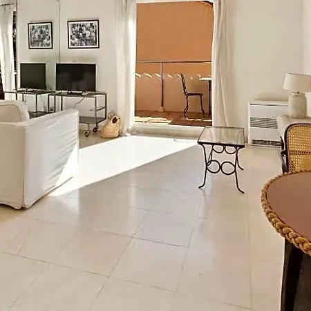 Charming - 1br-