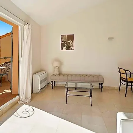 Charming - 1br- Hotel