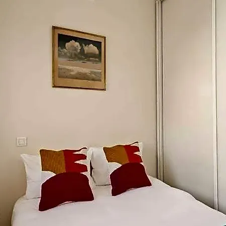 Charming - 1br- Hotel 2*